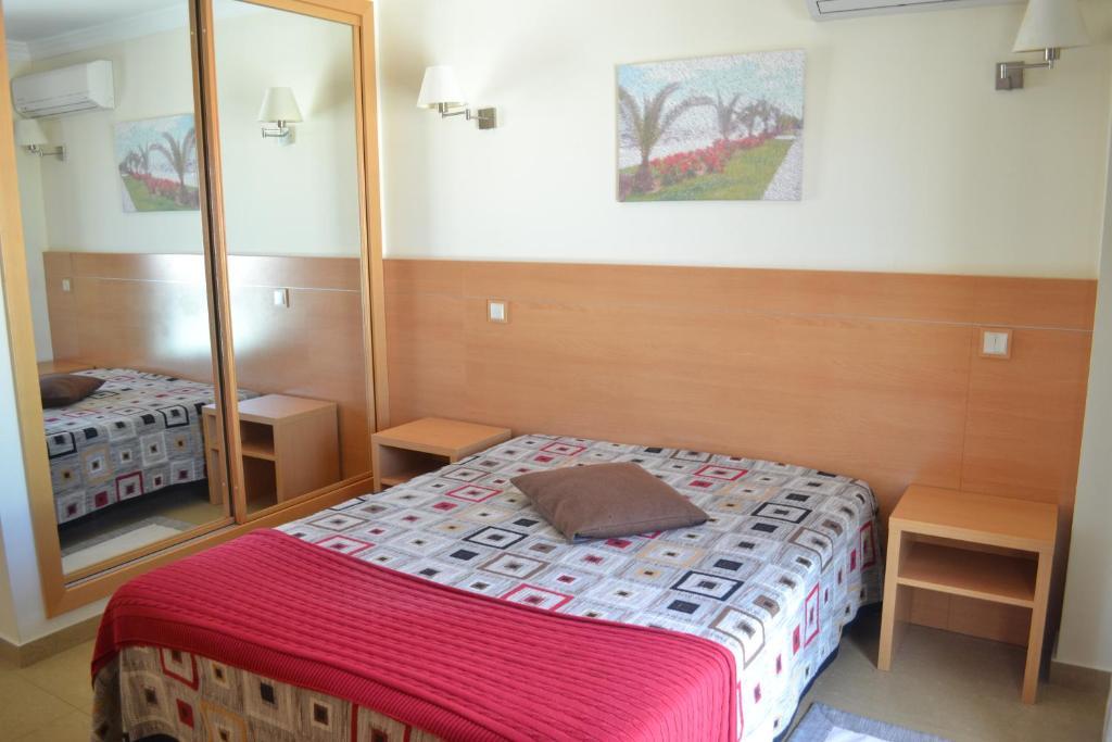Arenilha Guest House Вила-Реал-ди-Санту-Антониу Номер фото